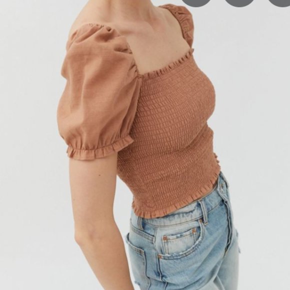 UO Sabrina Smocked Square Neck Top - Picture 3 of 6